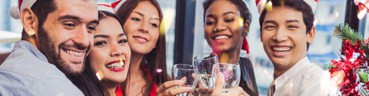 Cómo renovar la imagen corporativa con uniformes para temporada navideña